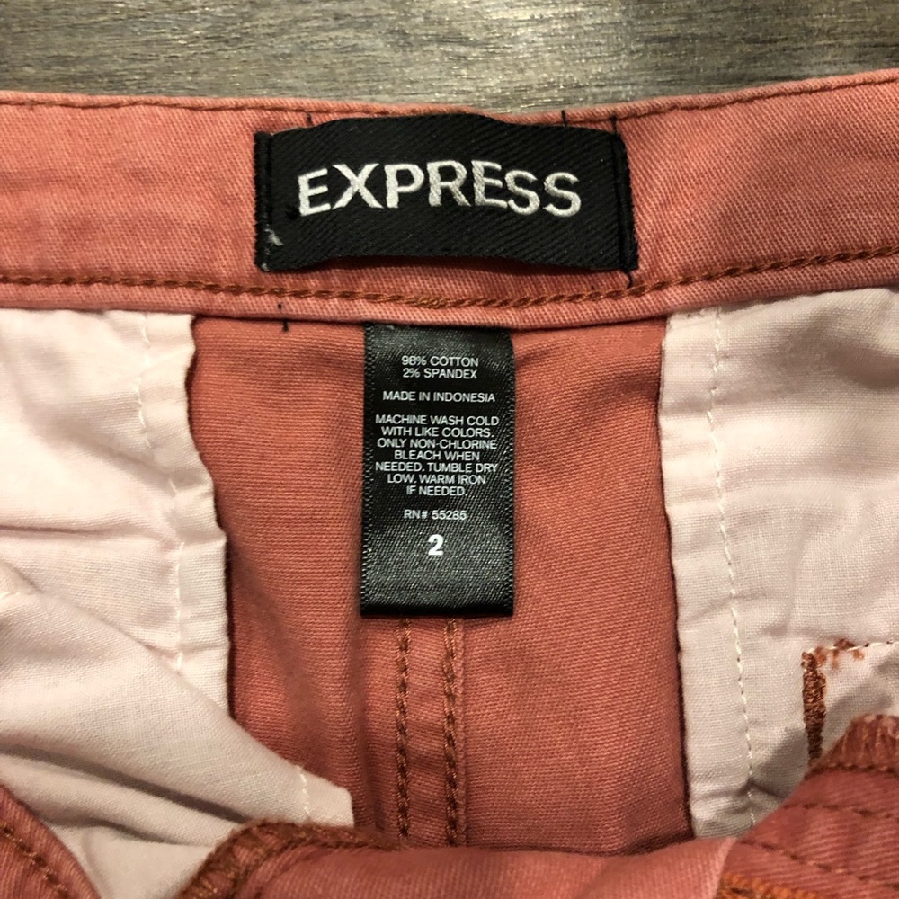 Express shorts - Picture 3 of 3